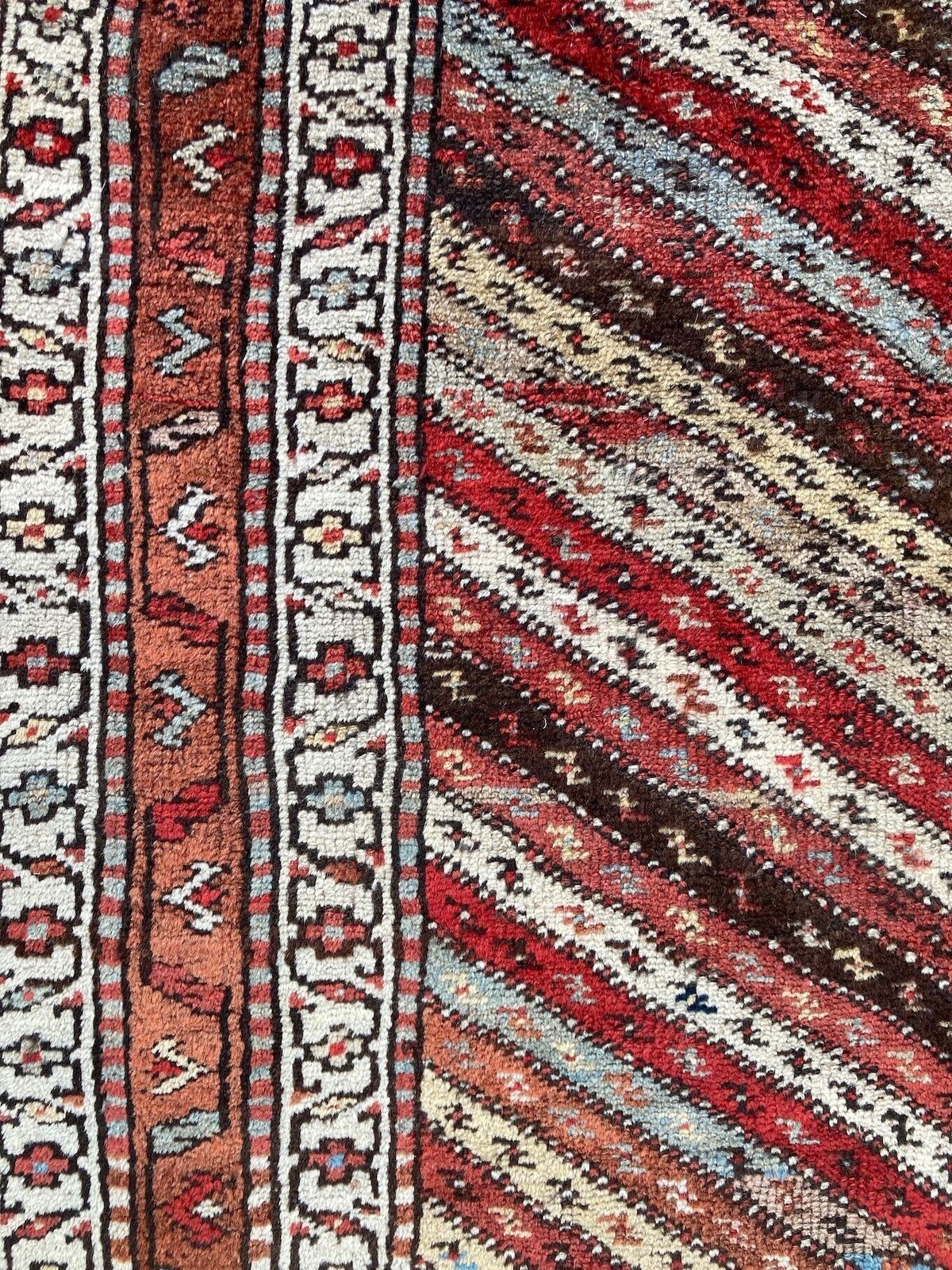 photo vinterior Antiek Koerdisch loper 2,63m x 1,09m