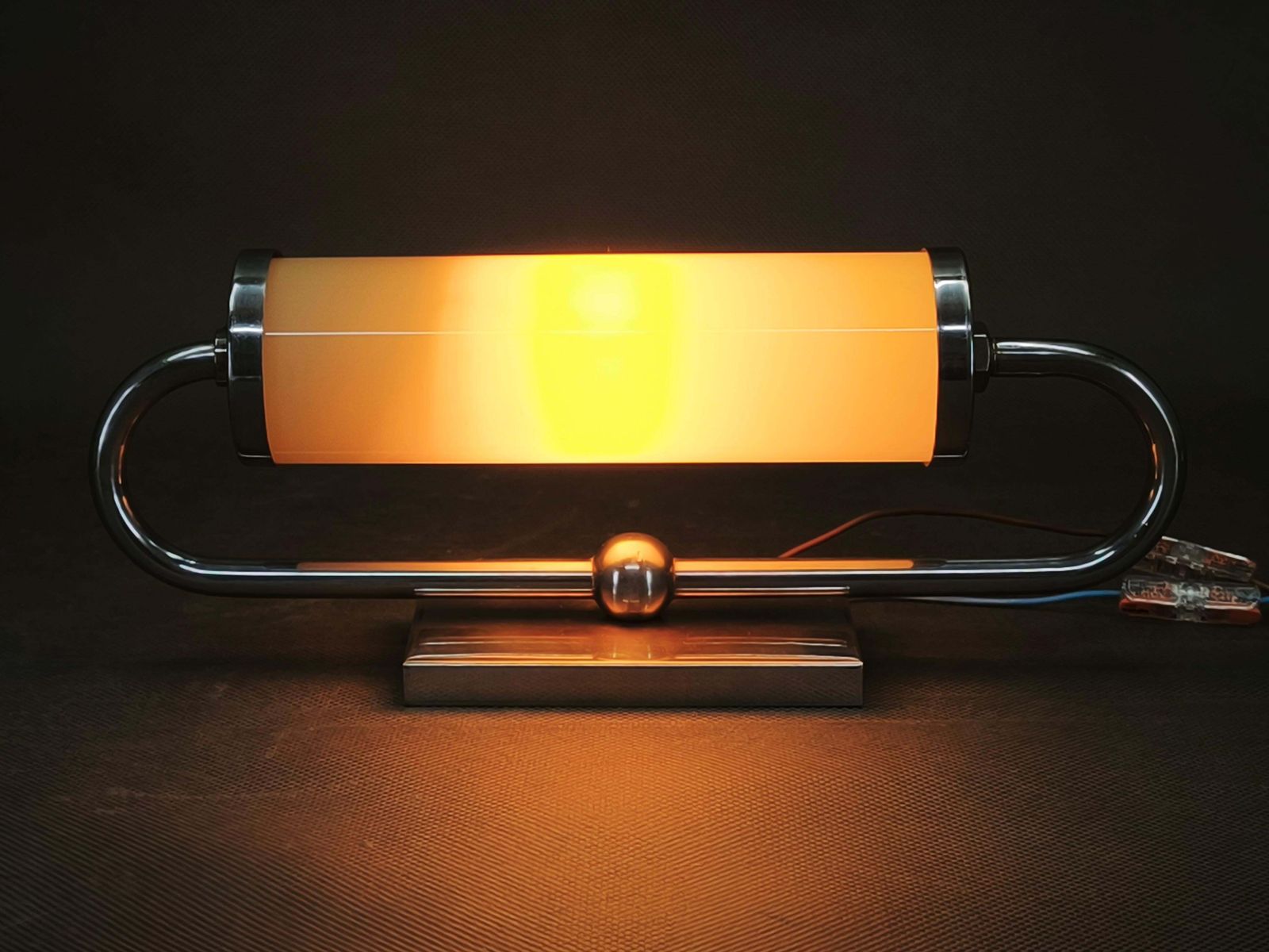 Tsjechische art deco wandlamp van chroom en champagneglas, jaren 1930 photo vintage