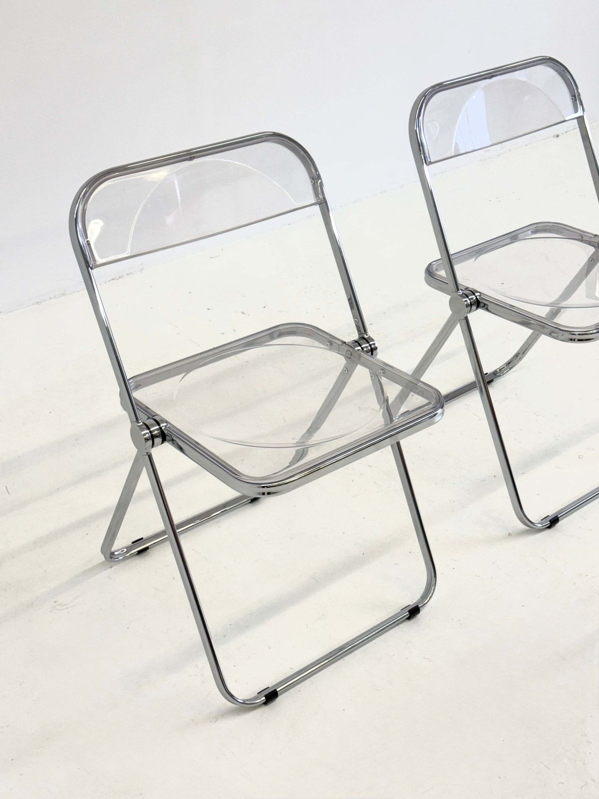 Set Of 2 Plia Folding Chairs By Giancarlo Piretti For Anonima Castelli photo vintage