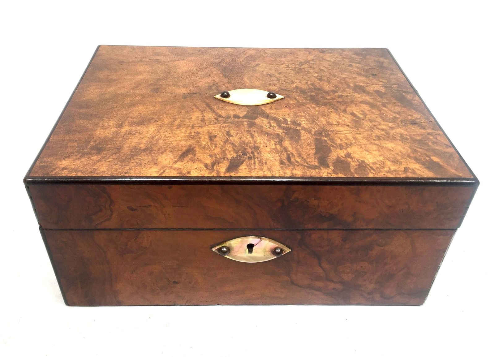 photo vinterior Antique Wooden Walnut Ladies Fitted Sewing Box / Storage Work Chest / Cabinet