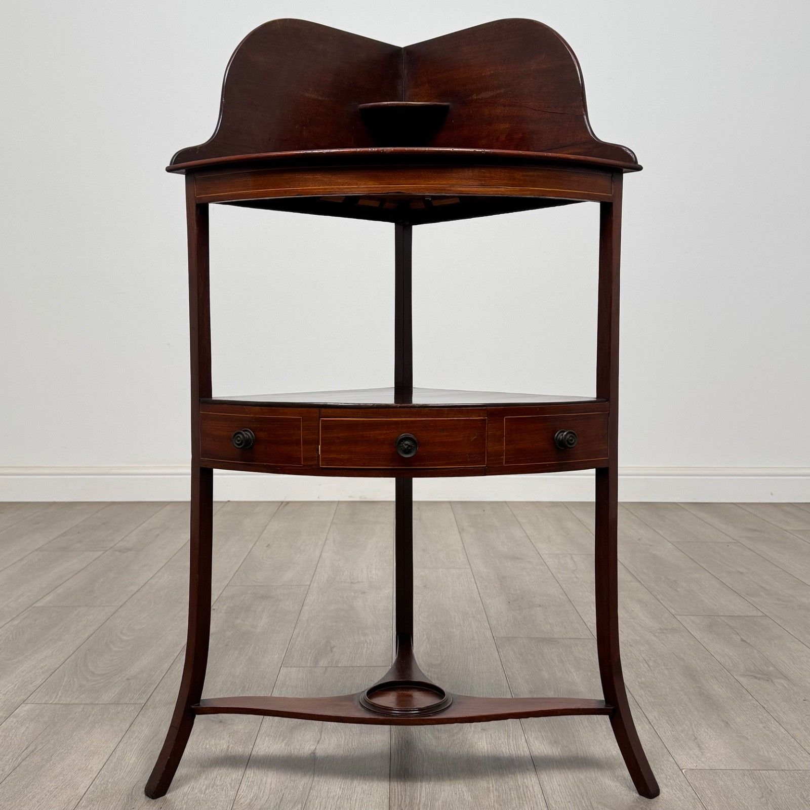 Antique 18th Century Georgian Corner Stand In Mahogany ( Af 5645 )