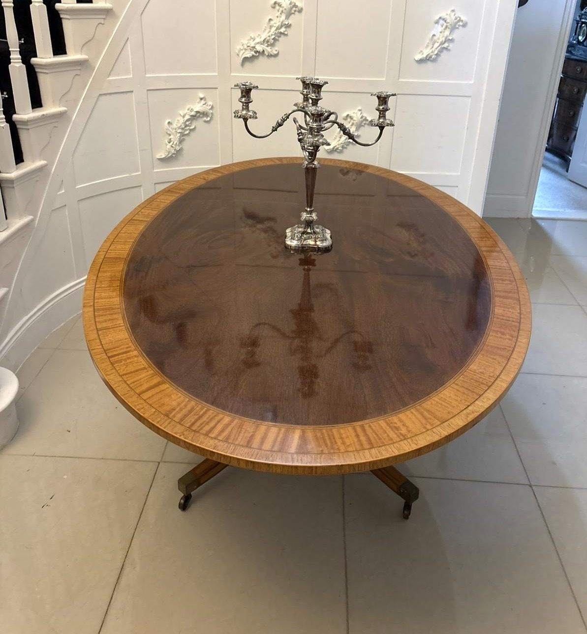 Furniture Antique Figured Mahogany Oval Dining Table Satinwood Crossbanded 8 Seater photo