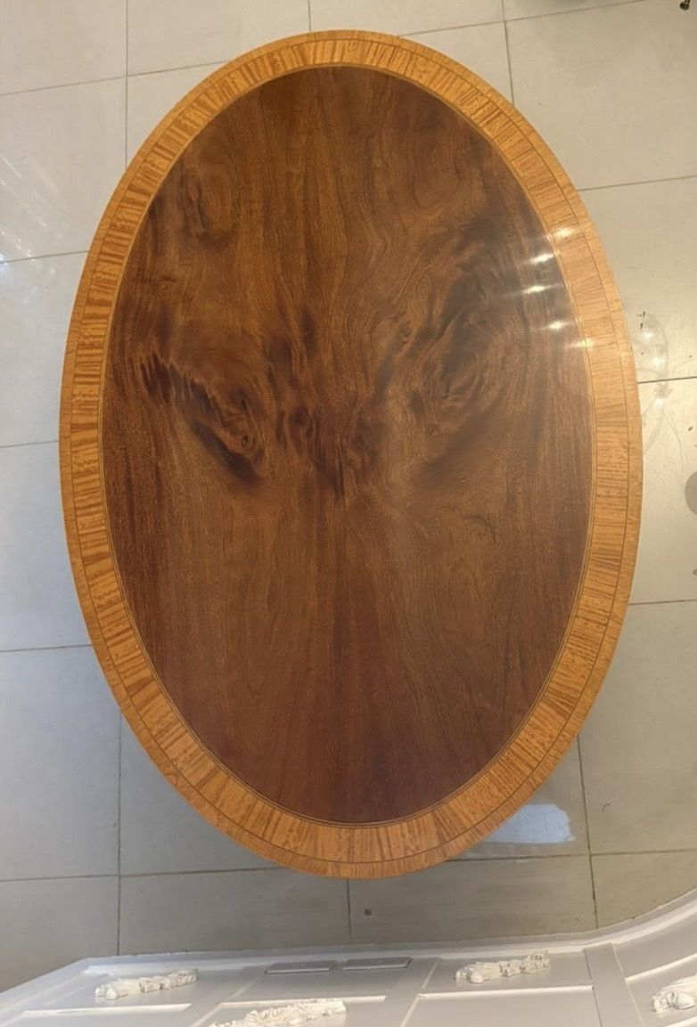 photo vintage Antique Figured Mahogany Oval Dining Table Satinwood Crossbanded 8 Seater