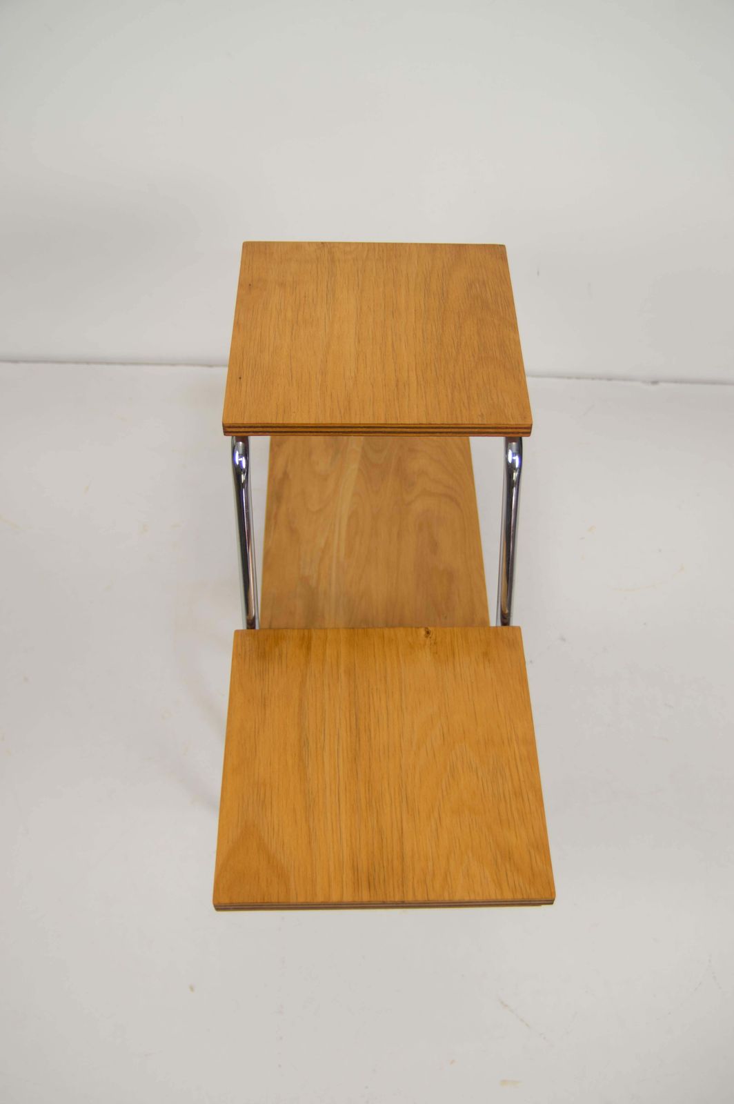 Mid-Century Modern bloemenstandaard van Kovona, chroom & multiplex, ca. jaren 1960 photo Woonaccessoires