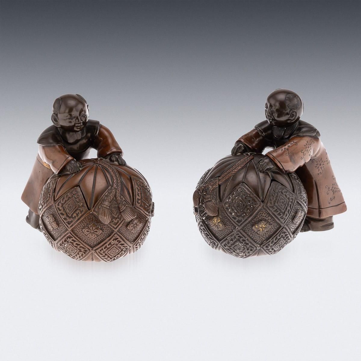 Antique 19thc Japanese Meiji Period Pair Of Bronze Vessels In The Form Of Karako photo for sale