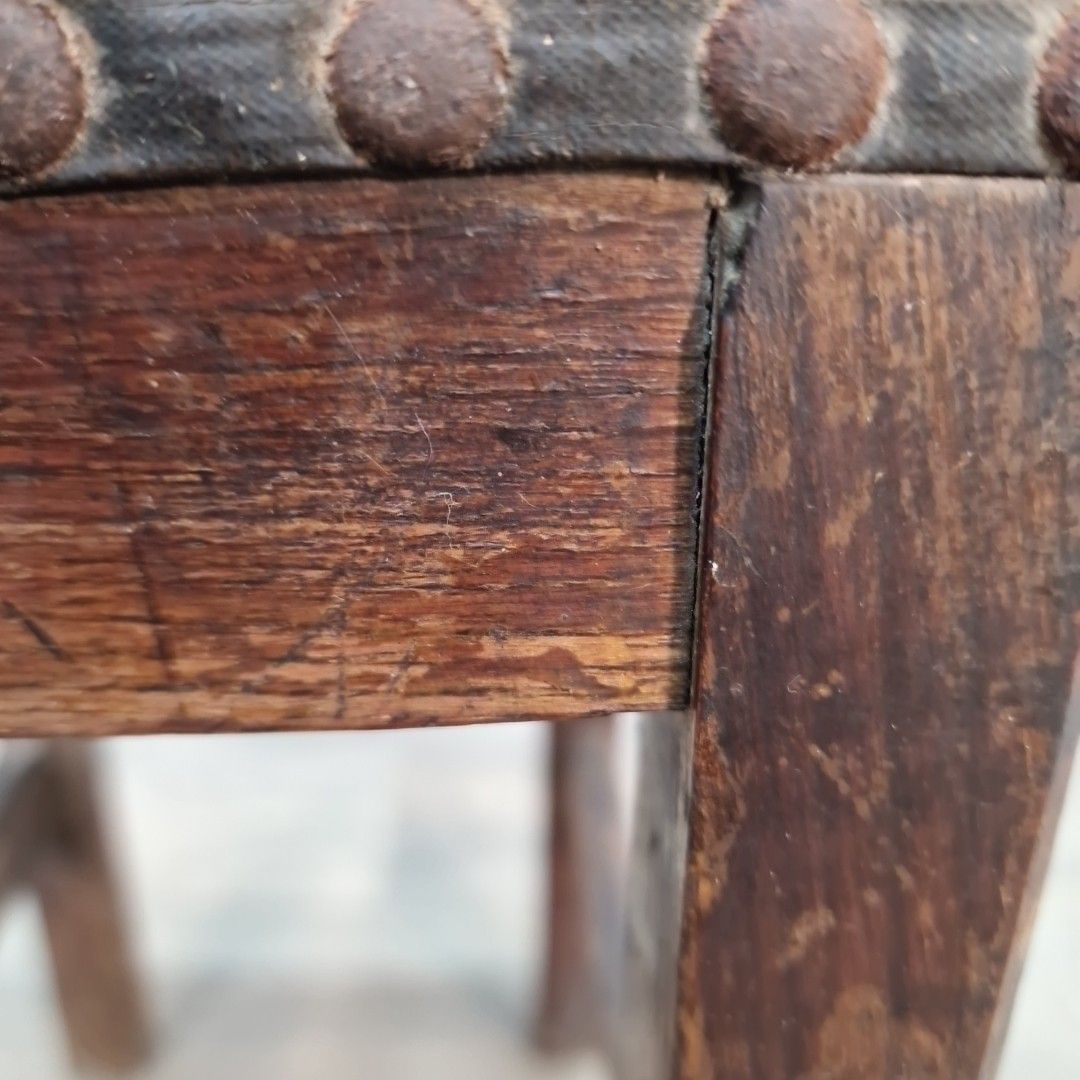 photo vinterior Antique Wooden Upholstered Stool Rustic Seat Side Dressing Piano Vintage