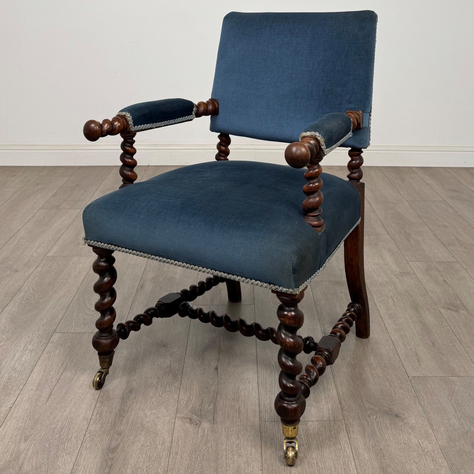 Antique 19th Century Carved Victorian Armchair In Oak ( Af 5666 )