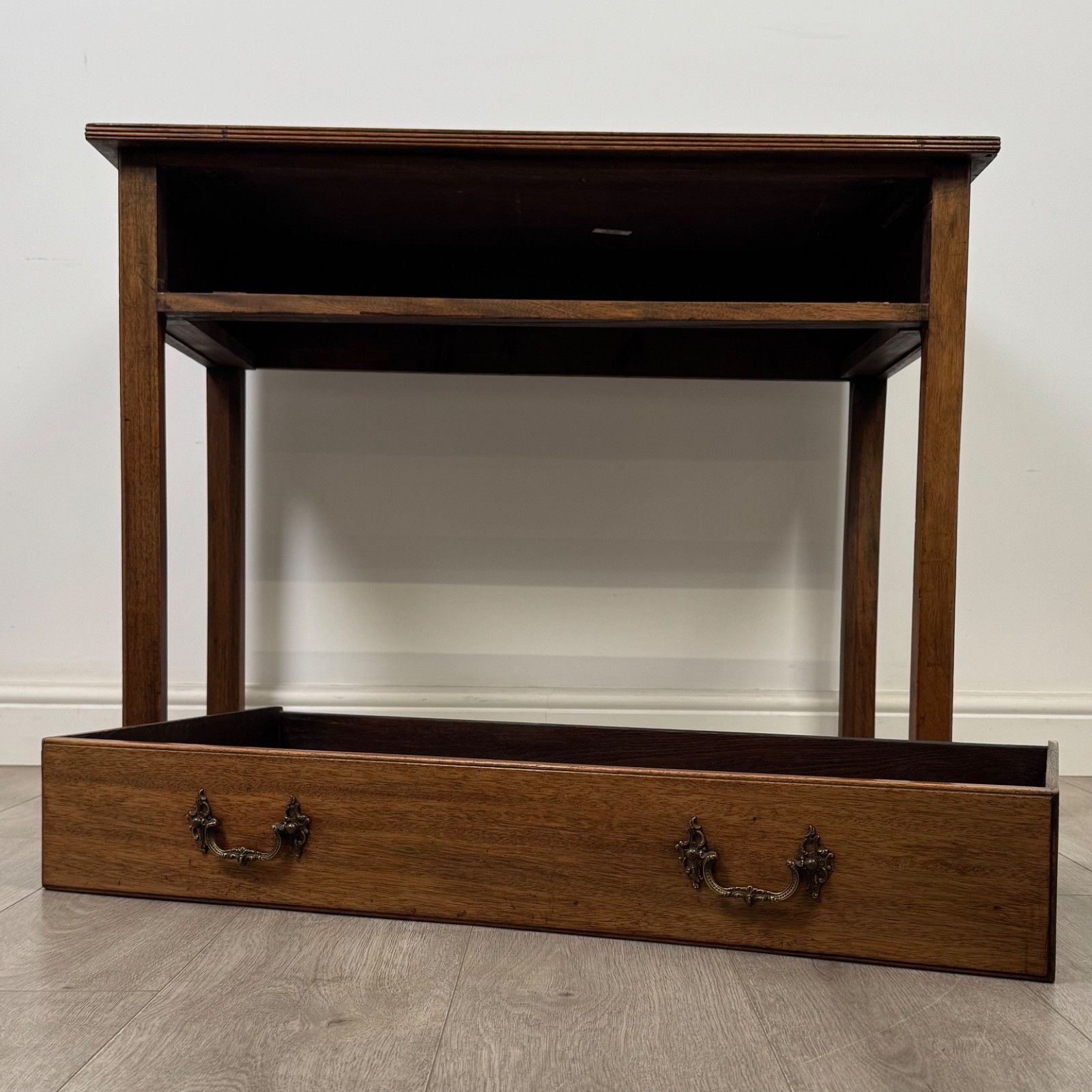 photo for sale Antique 20th Century Good Quality Writing Table In Mahogany ( Af 5664 )