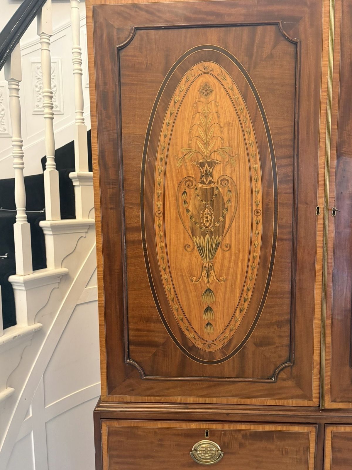 photo vinterior Antique Mahogany Satinwood Inlaid Housekeepers Wardrobe