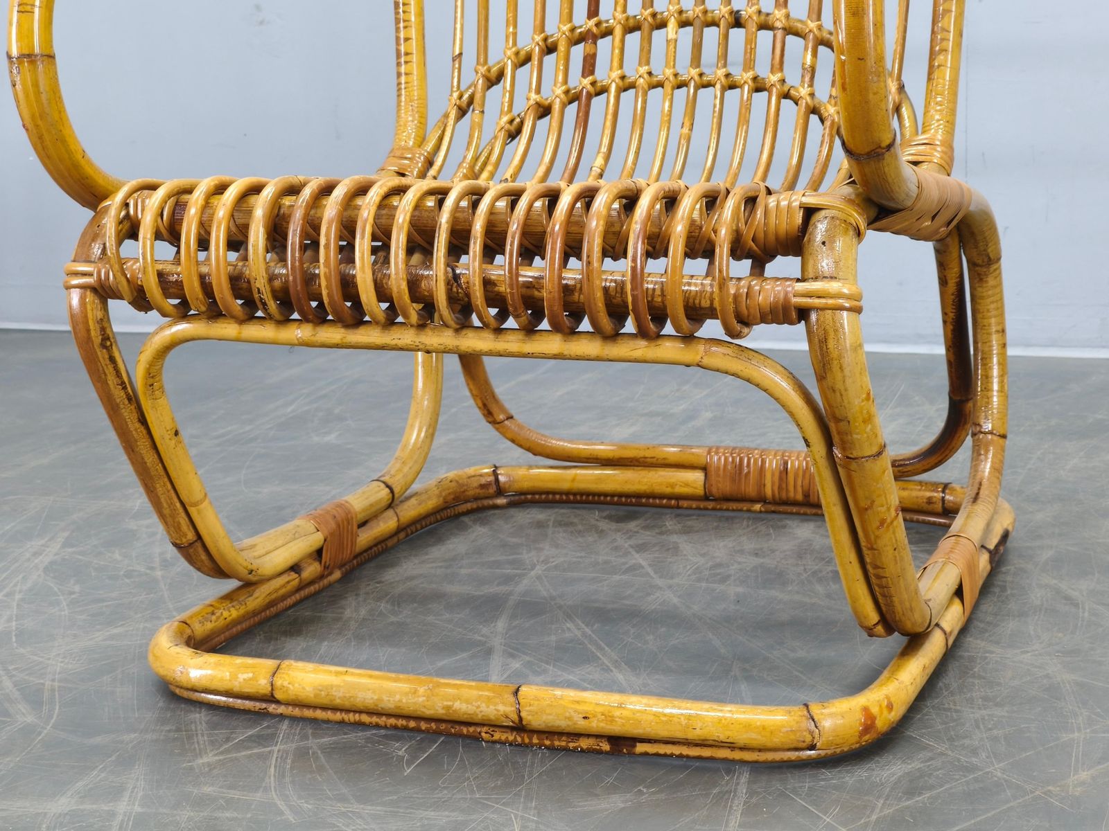 Italian Mid Century Rattan Lounge Armchair, 1960s photo vintage