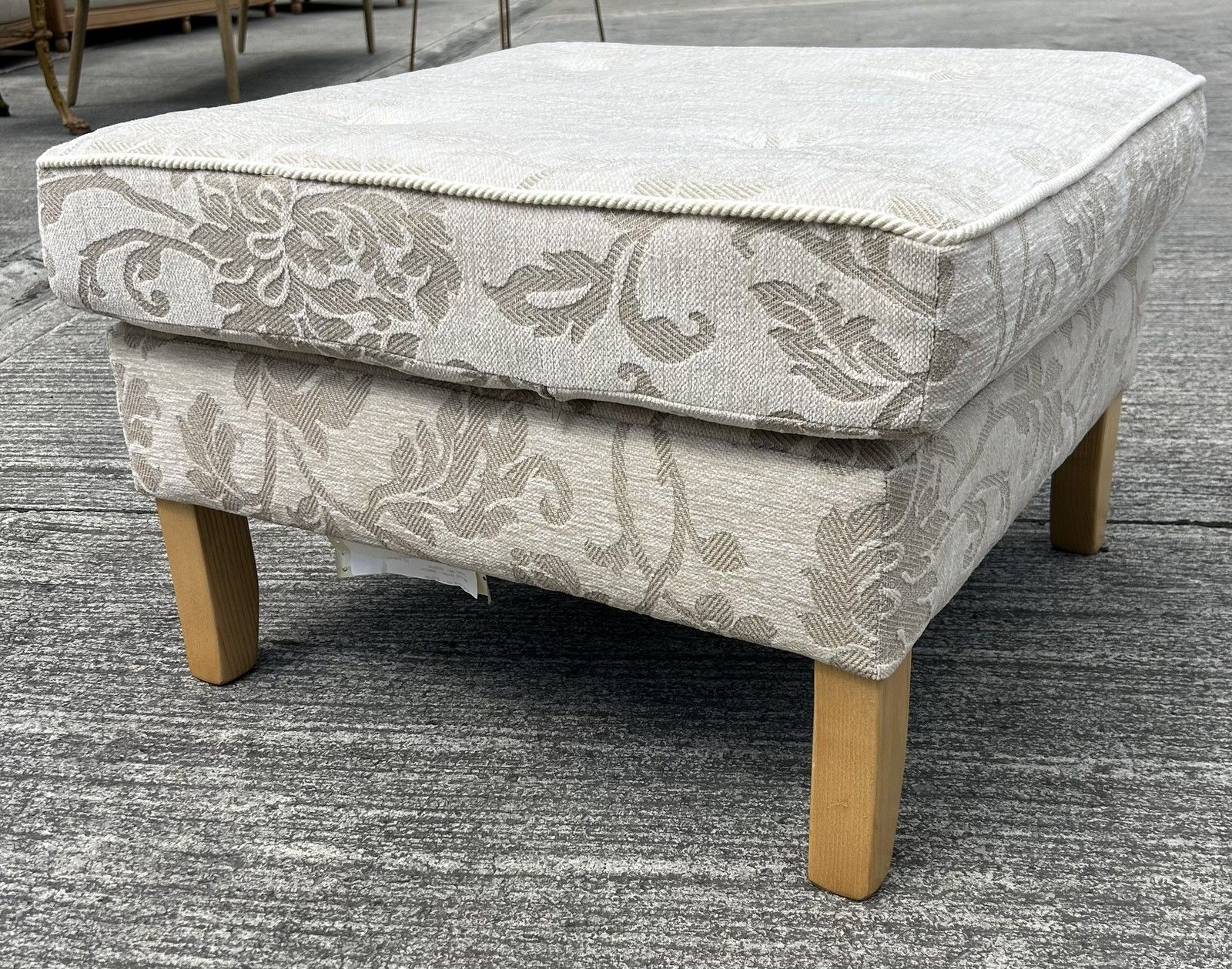 Ercol Palma Premier Footstool Pouffe In Pavina Beige Fabric photo for sale