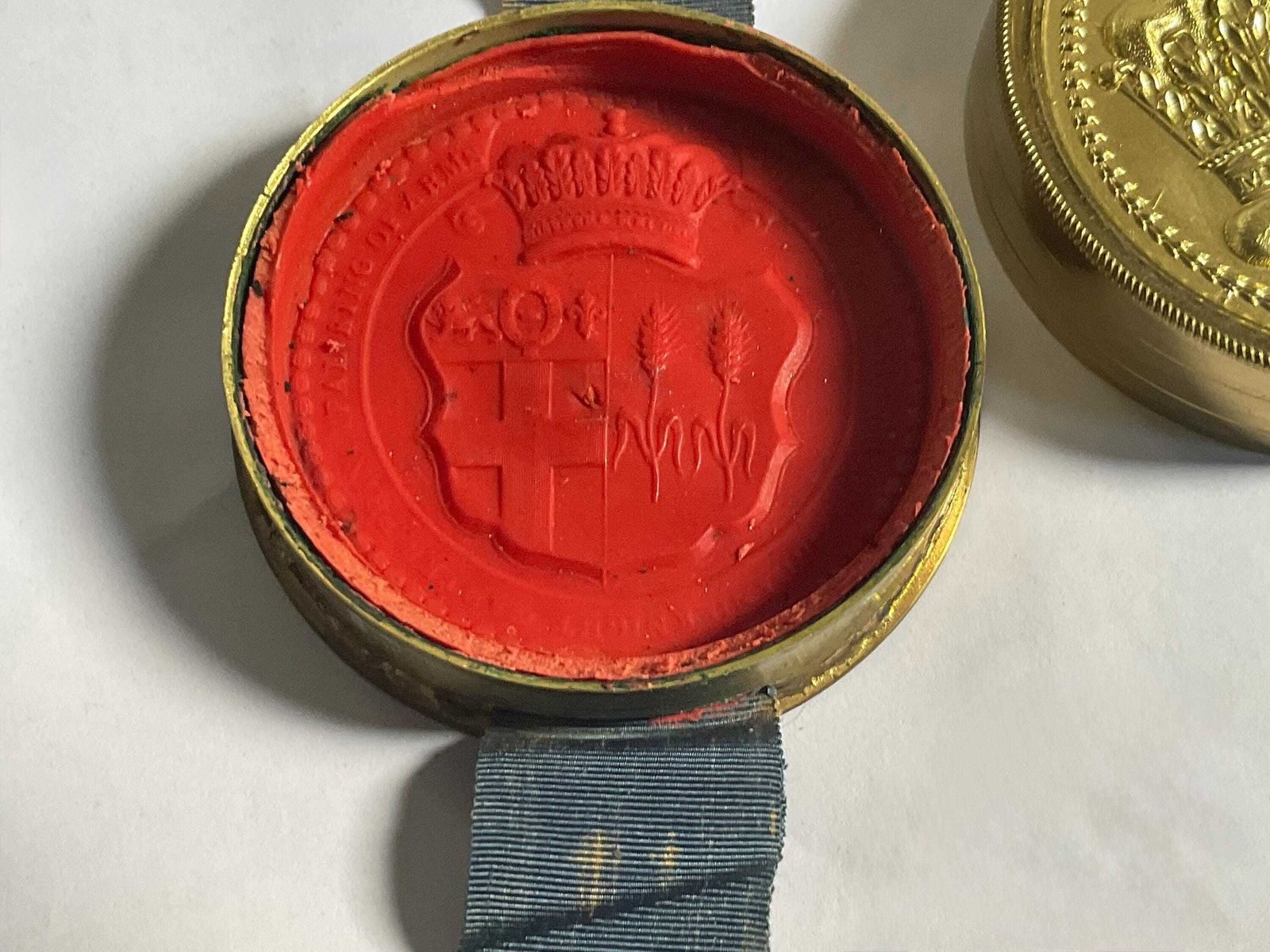 Woonaccessoires Koninklijke Oorkonde 1836 Ondertekend Door Koning William IV, Verluchte Perkamentrol Met Waszegelsin Originele Koker photo
