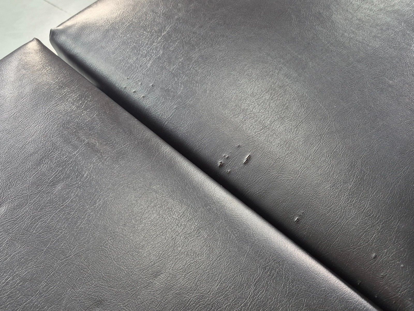 photo vintage Vintage Three Seat Sofa 1960s Swedish Black Vinyl Upholstery Retro Eb11126