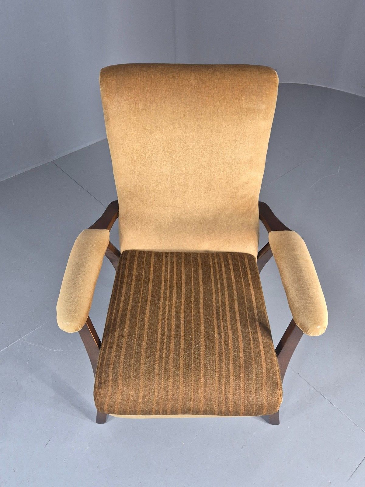 Vintage 1960s Lounge Chair Hardwood Frame With High Back Retro Mcm Eb11827 photo for sale