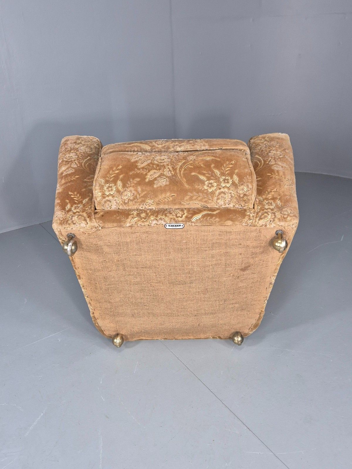 photo vintage Vintage Lounge Chair 1960s Retro Minty Floral Wingback Eb11846