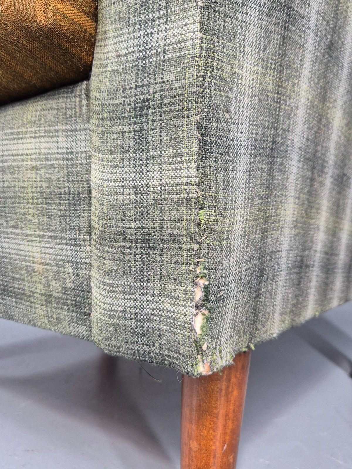 Vintage 1960s Retro Lounge Chair Green And Gold Upholstery Eb11829 photo 160.0