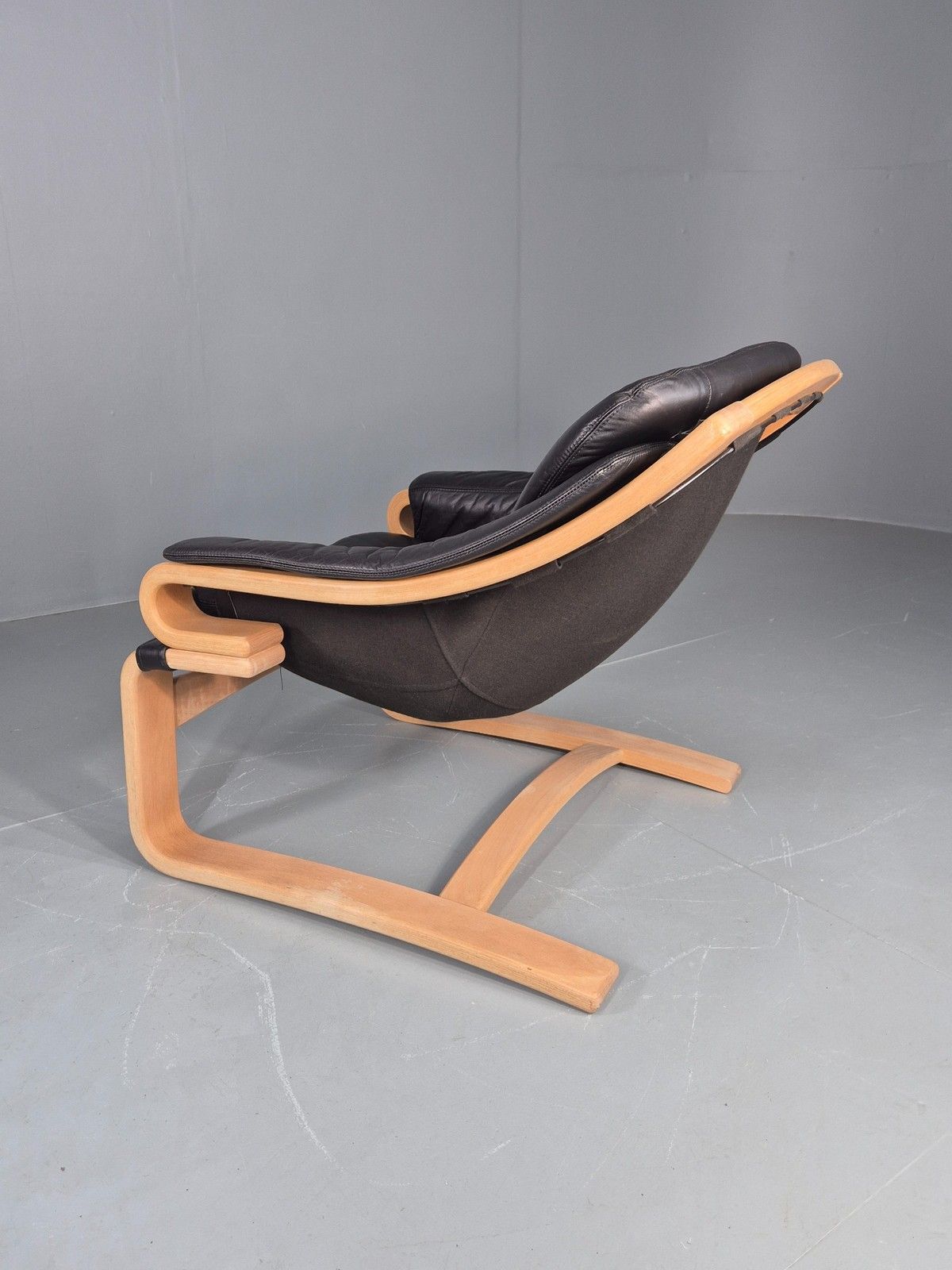 photo vinterior Vintage 1970s Lounge Chair Krokken By Fribytter Leather Bentwood Retro Eb11998