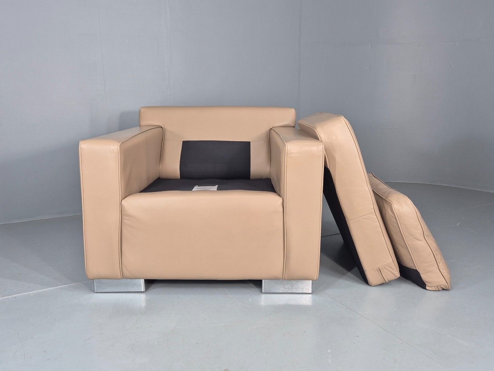 Vintage Leather Cube Chair Moores Interiors Bespoke Build Quality Eb11997 photo buy