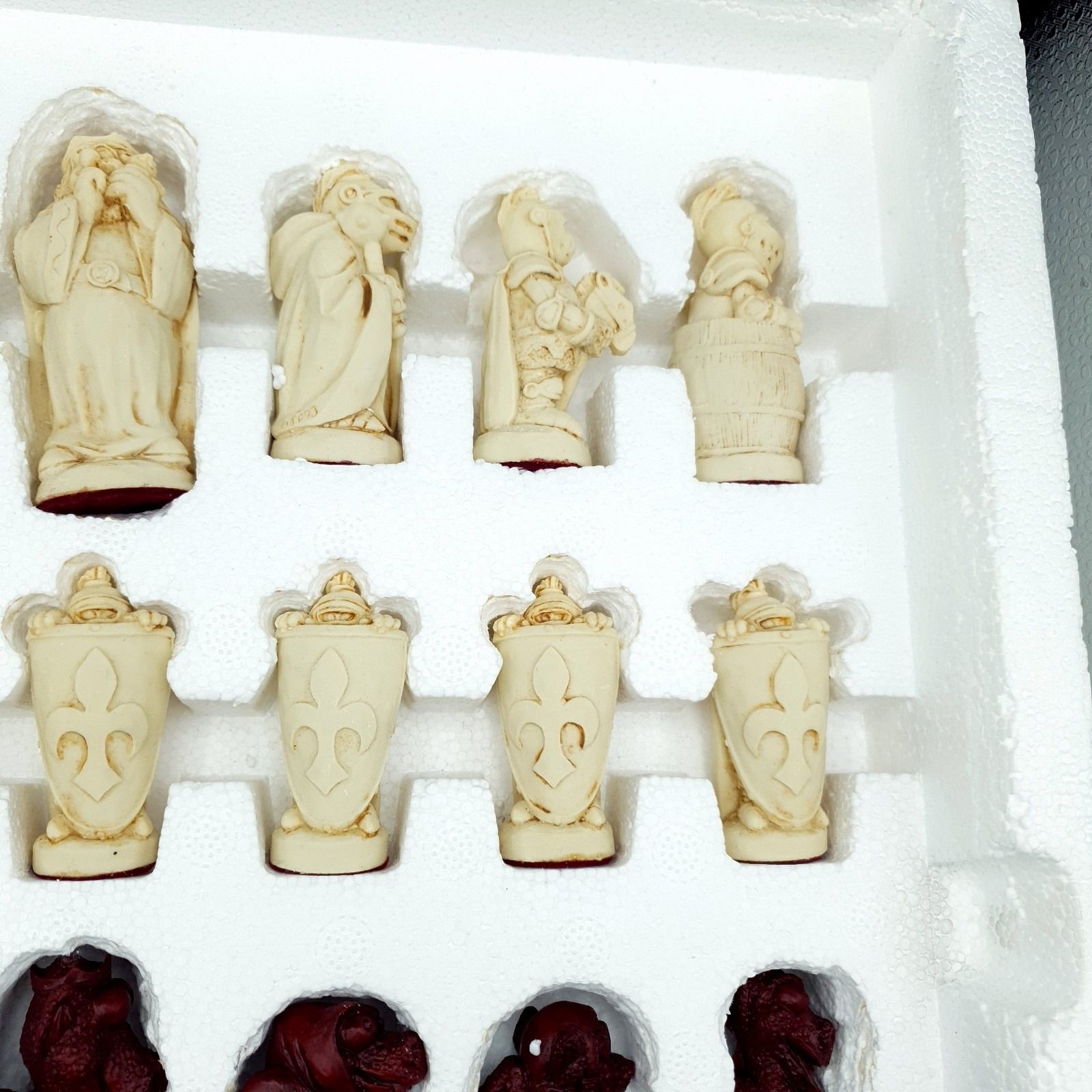 George & The Dragon Chess Set With Board Designed John Pickering Rare Unused photo Home Decor