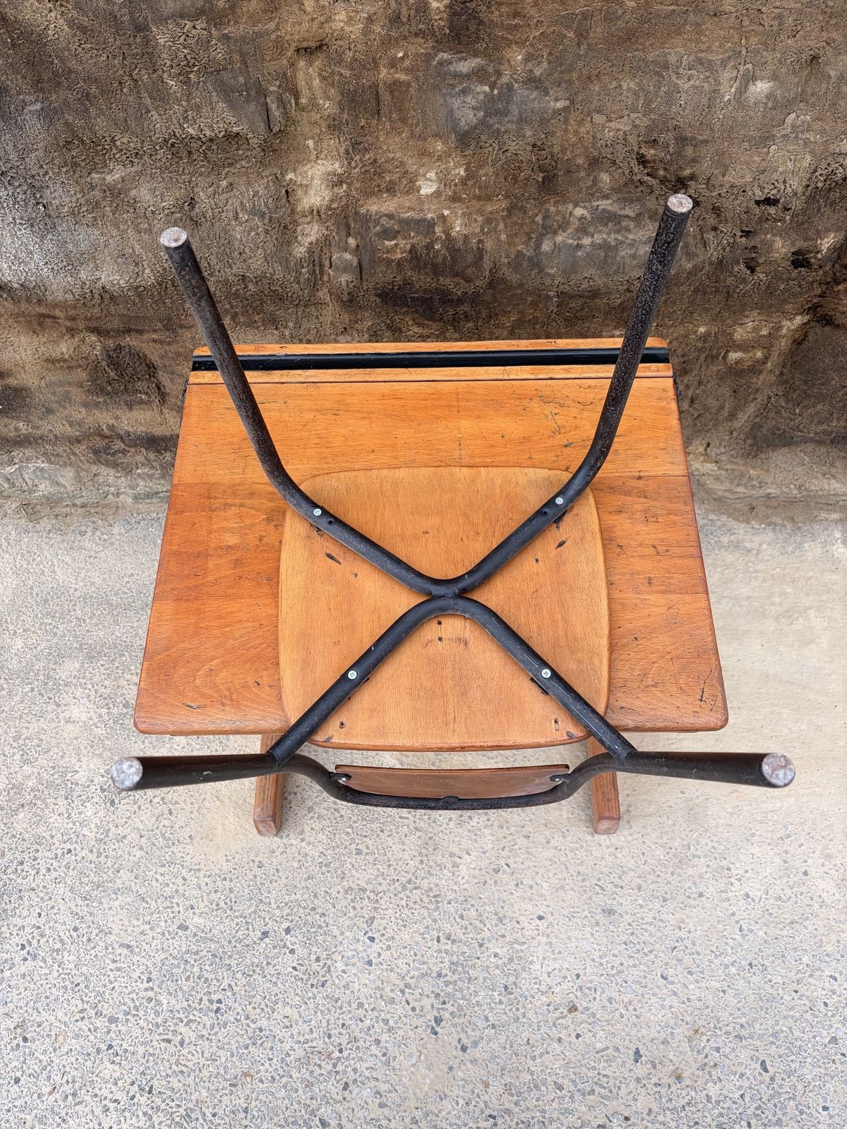 photo vinterior Vintage Child’s Single School Desk & Chair