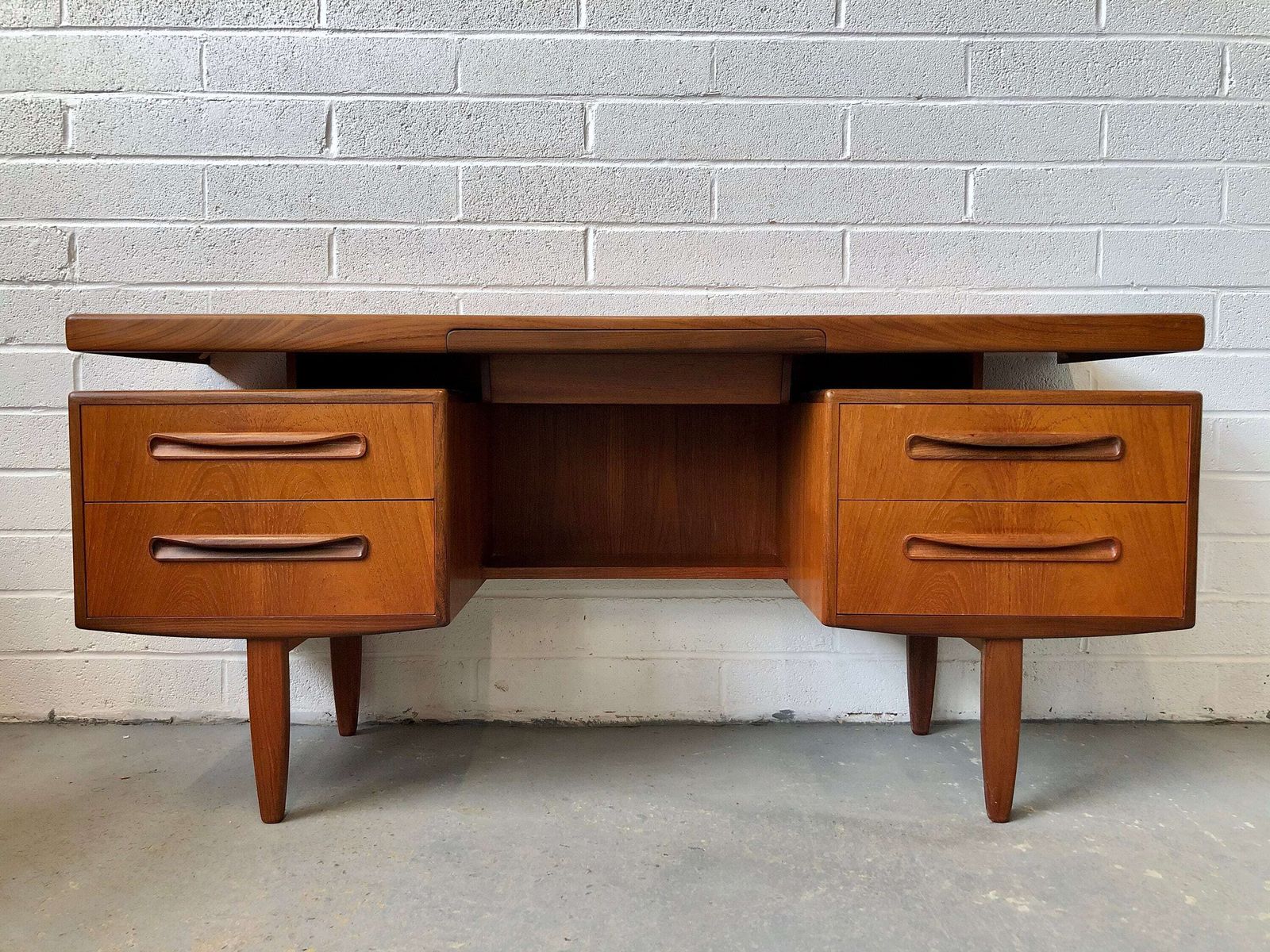 Vintage 1960s G Plan Floating Top Fresco Teak Desk. Danish Retro Mid Century photo vinterior
