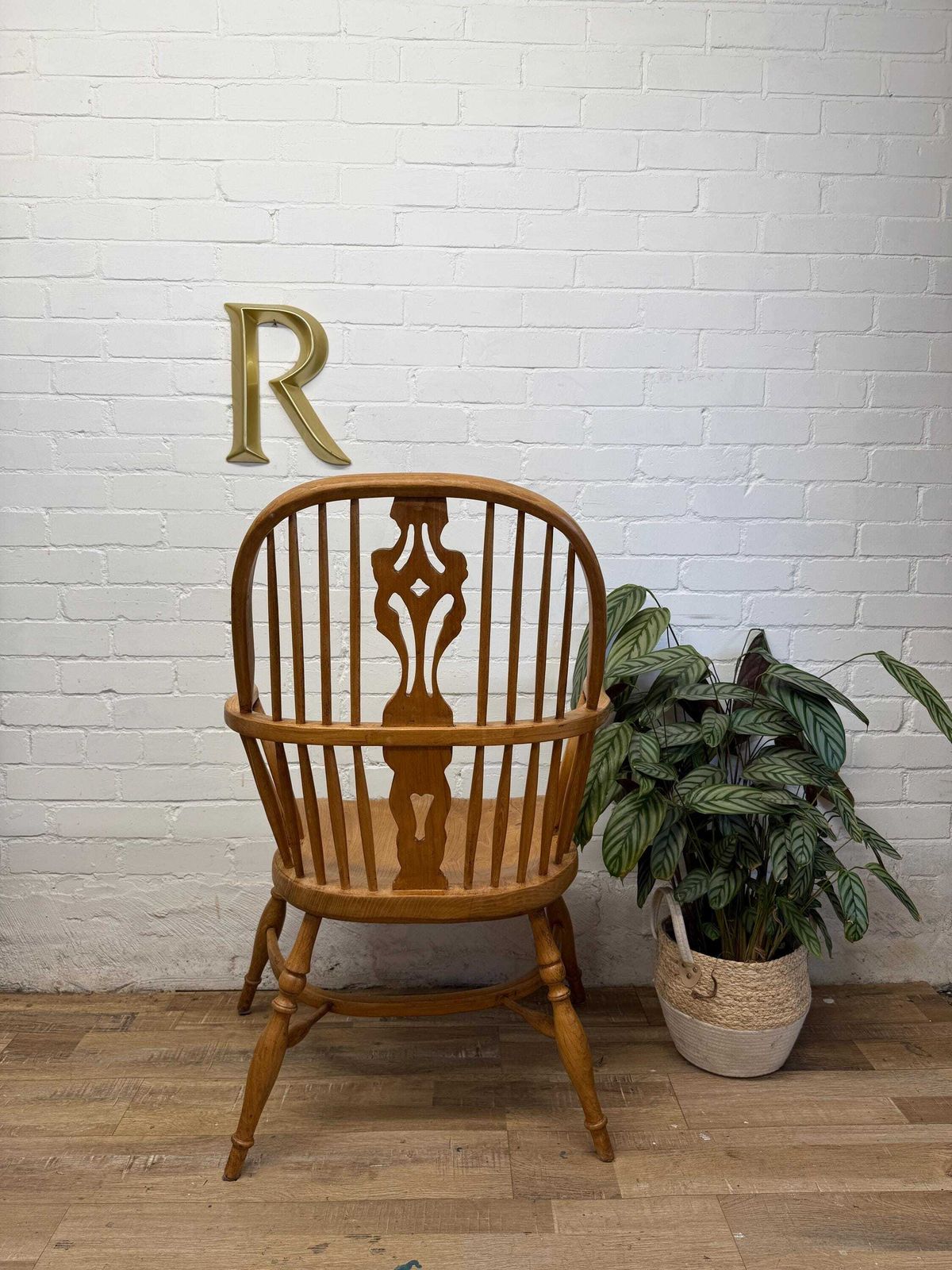 Antique English Windsor Armchair In Elm & Ash photo Furniture