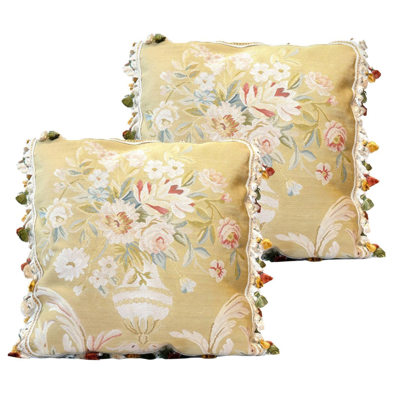 Vintage kussenhoezen van puur zijde, paar handgemaakte bloemmotief Aubusson kussens