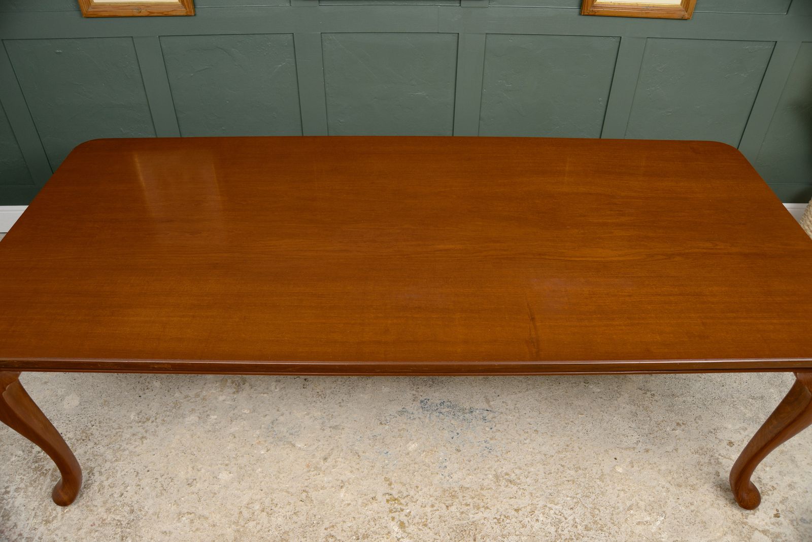 photo vintage 7.5 Ft Solid Mahogany Dining Table   8 Seater   Rectangular   Queen Anne Style