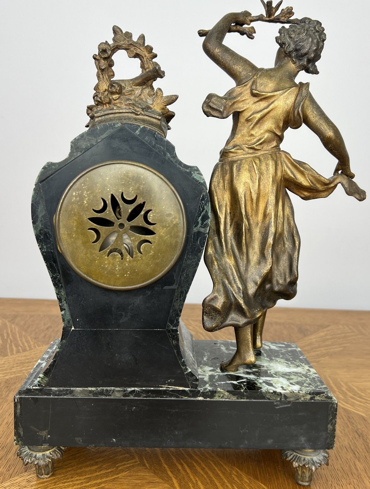 499.0 Clock Vintage French Style Marble Clock Figurine Garniture Set Lot 6061 photo