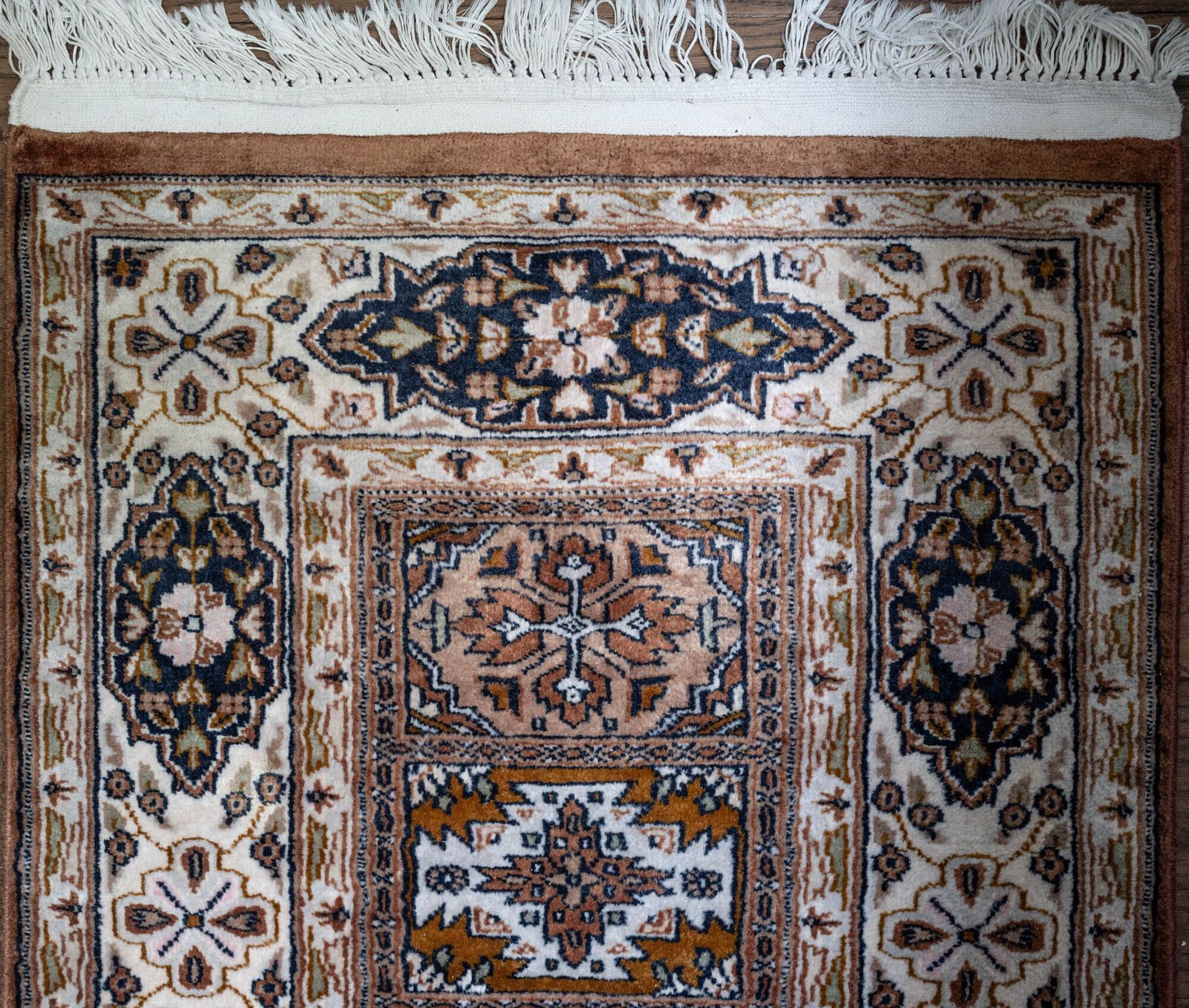 Fine Oriental Hand Knotted Bakhtiar Runner photo 650.0