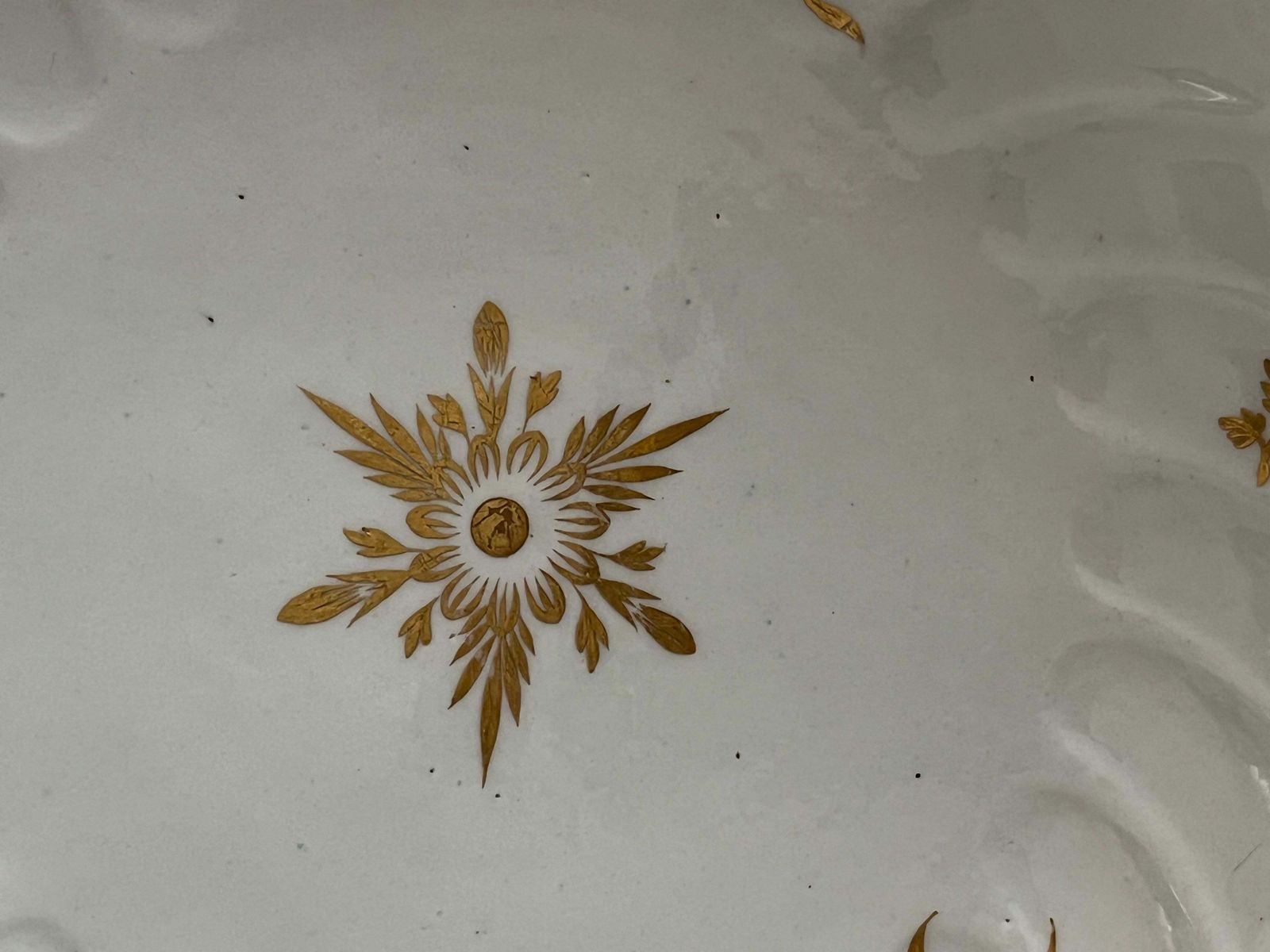 photo furniture Provenance Lord & Lady Flight Collection Gilded Dish Flight Worcester, ca. 1795