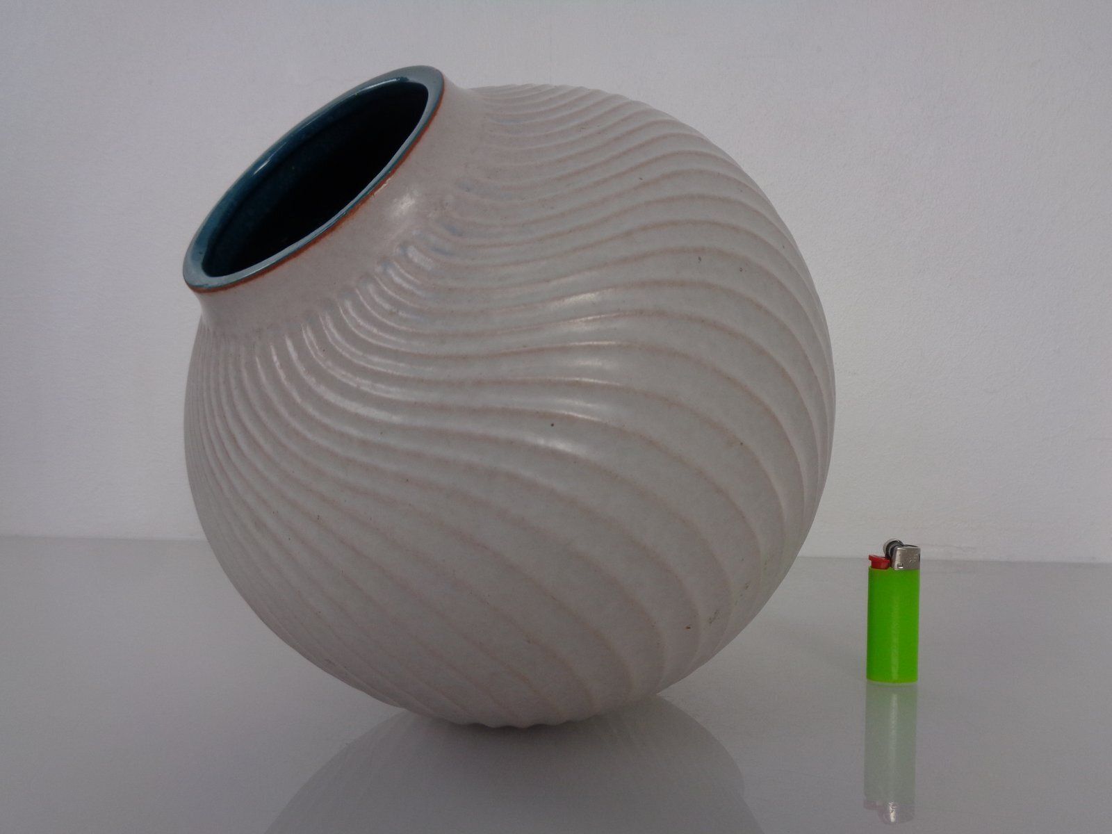 Large 18 25 Wave Ceramic Vase From Carstens Tönnieshof, Germany, 1960s photo 219.0