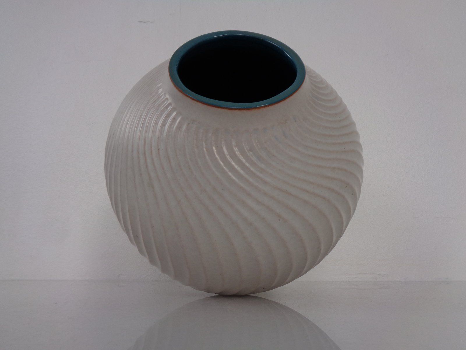 Large 18 25 Wave Ceramic Vase From Carstens Tönnieshof, Germany, 1960s photo vintage