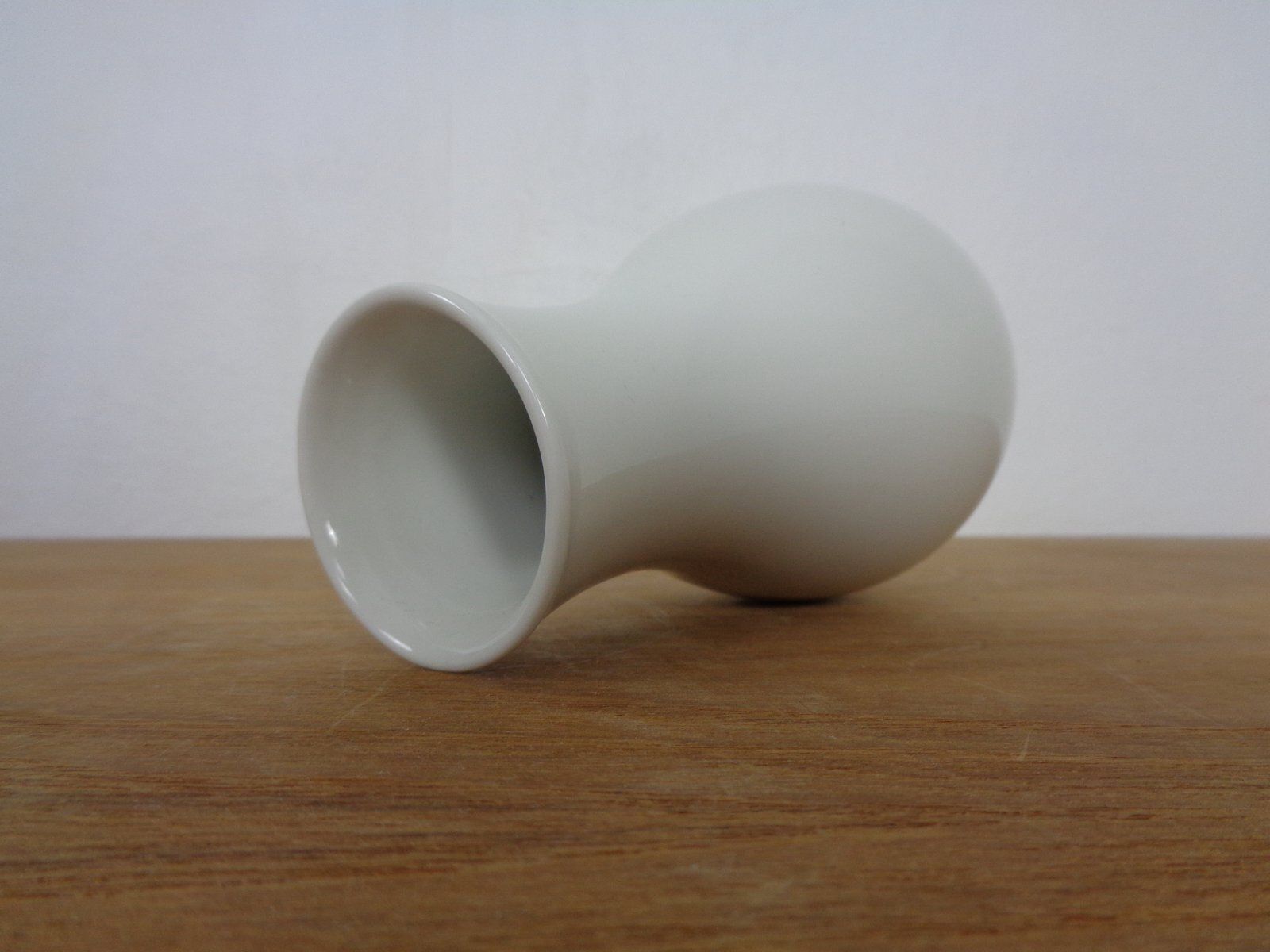 Salier Porcelain Vase By Siegmund Schütz For Kpm Berlin, Germany, 1951 photo vinterior