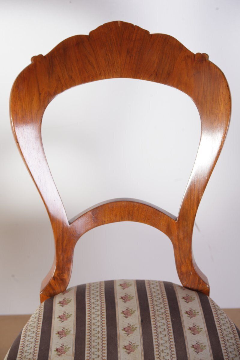 Meubels Late Biedermeier stoelen in walnoot, jaren 1880, set van 2 photo