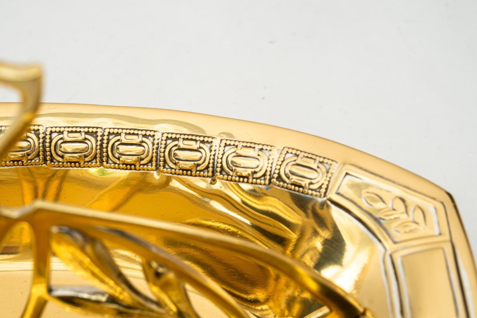 photo furniture Jugendstil Brass Centerpiece Around 1907