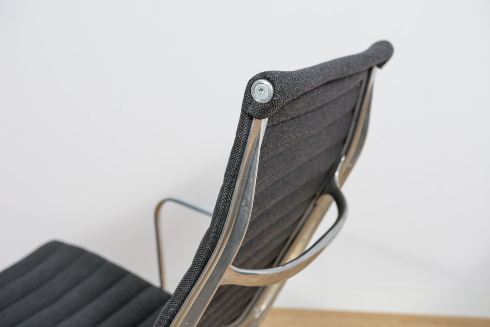 photo for sale Ea124 Lounge Chair By Charles & Ray Eames For Herman Miller, United States, 1980s