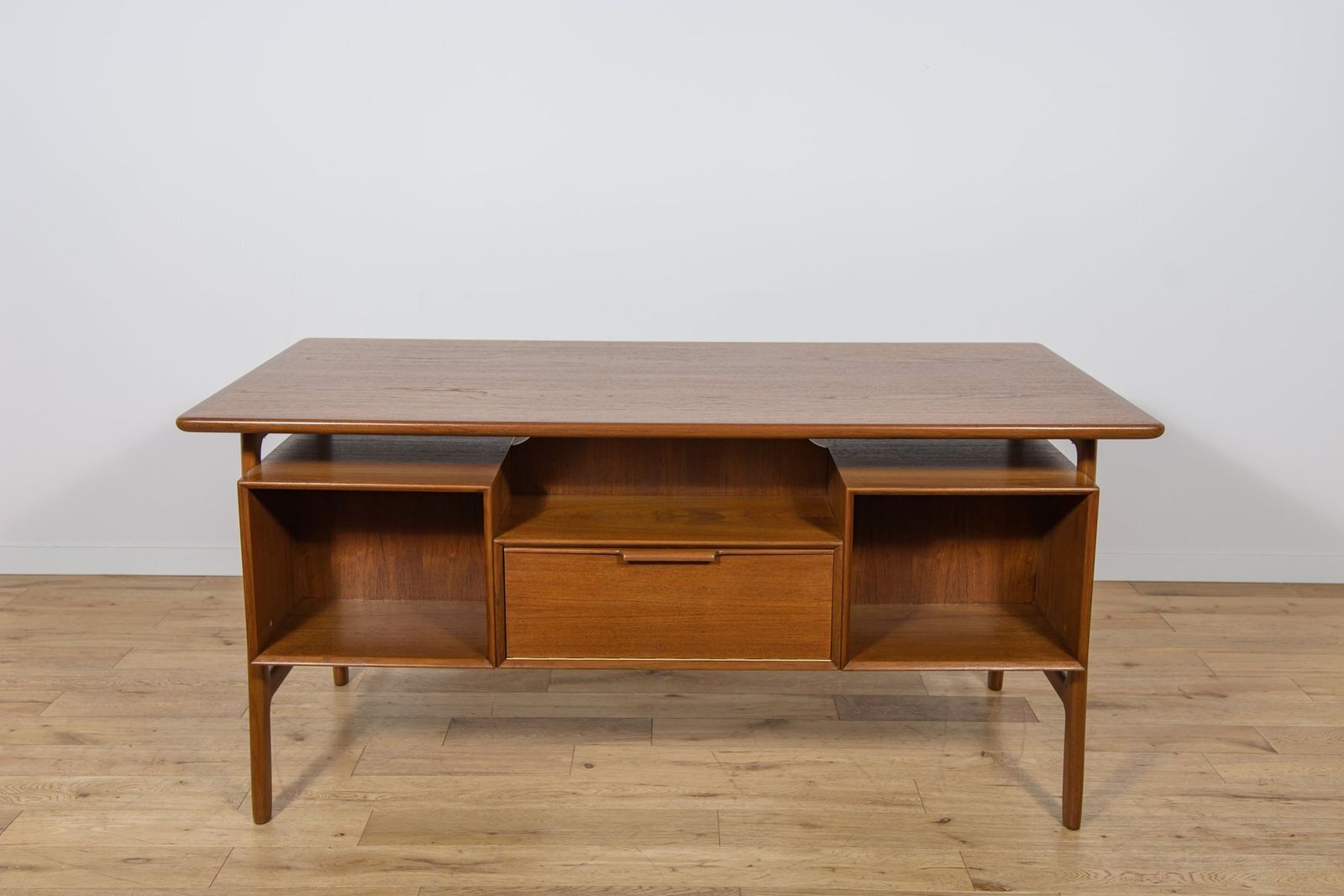 Mid Century Teak Model 75 Freestanding Desk From Omann Jun, Denmark, 1950s photo 3223.0