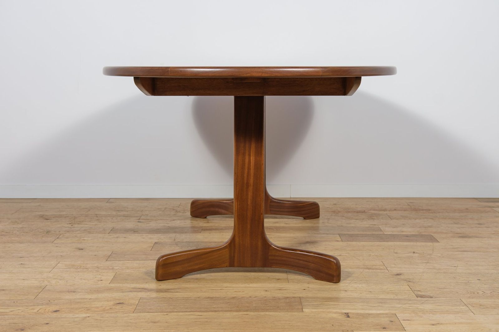 Mid Century Oval Dining Table In Teak From G Plan, United Kingdom, 1960s photo vinterior