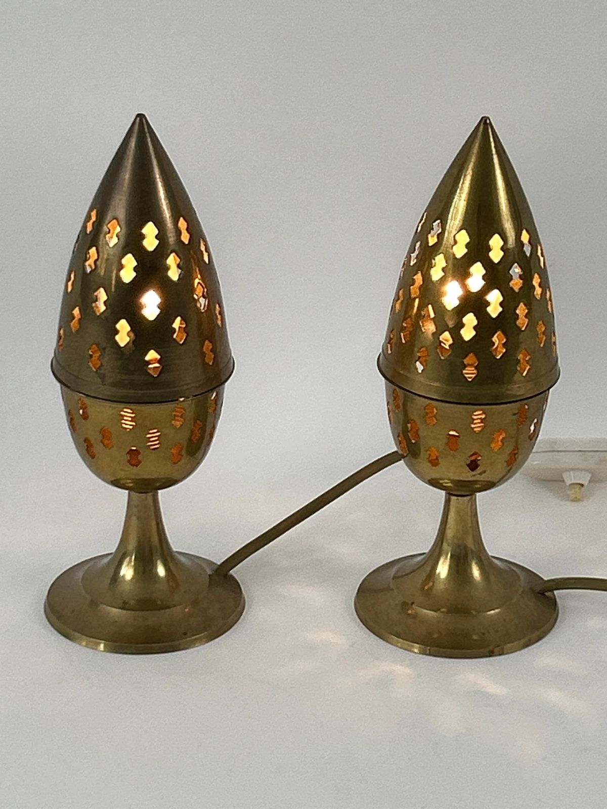 photo vintage Set Of Two Rare & Lovely Perforated Brass Bedside Table Lamps Sweden 1960s