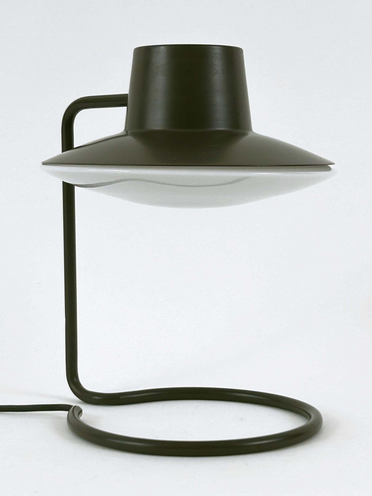 photo furniture Early Dark Brown Oxford Table Lamp By Arne Jacobsen For Louis Poulsen 1960s
