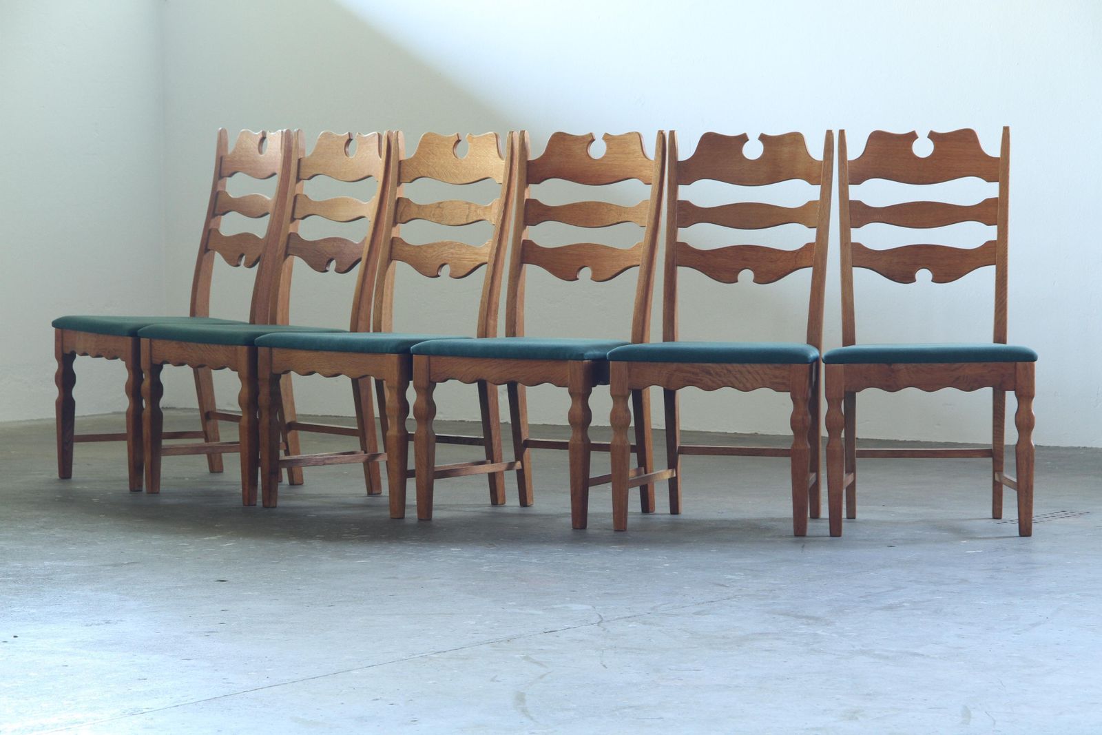 Vintage Set Of Razorblade Dining Chairs High Back, Henning Kjærnulf Denmark 60s photo furniture