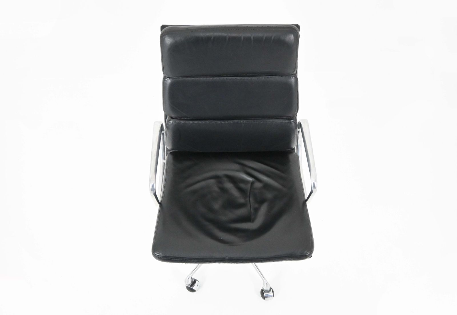 photo furniture Ea 216 Soft Pad Desk Chair By Charles & Ray Eames For Icf, 1970s