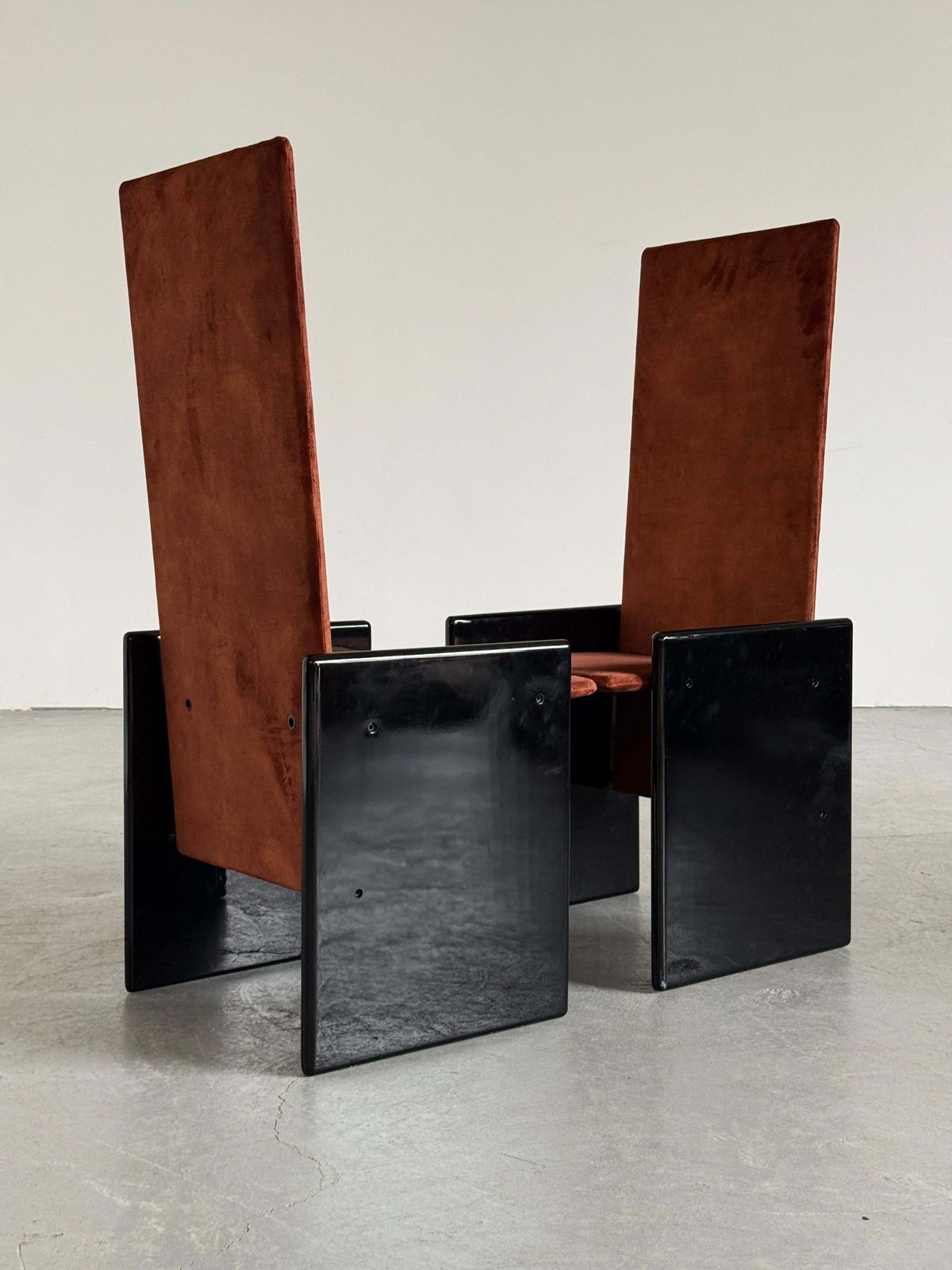 photo furniture Kazuki Chairs By Kazuhide Takahama For Gavina