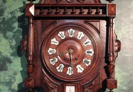 Walnut Wall Clock 20th photo Home Decor