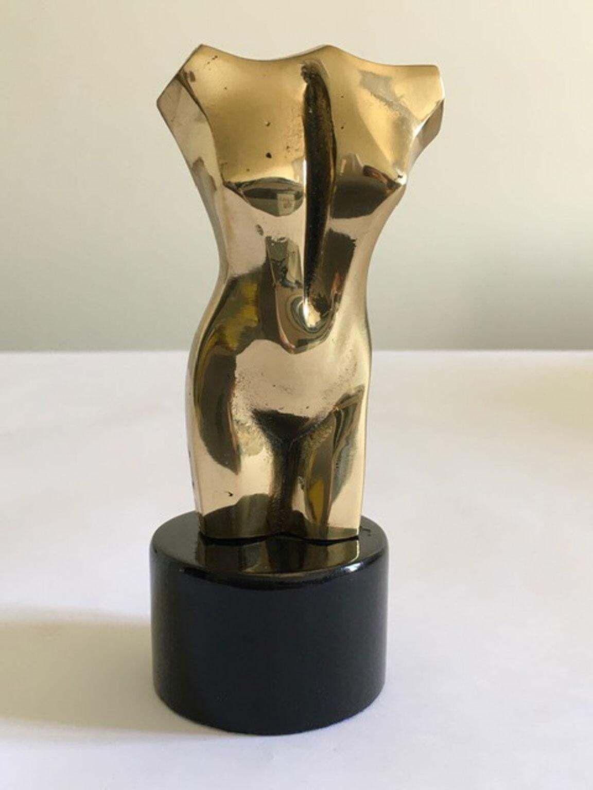 Buste féminin nu en bronze, multiple, fin du XXe siècle, Italie, années 1980, par Nanut photo furniture