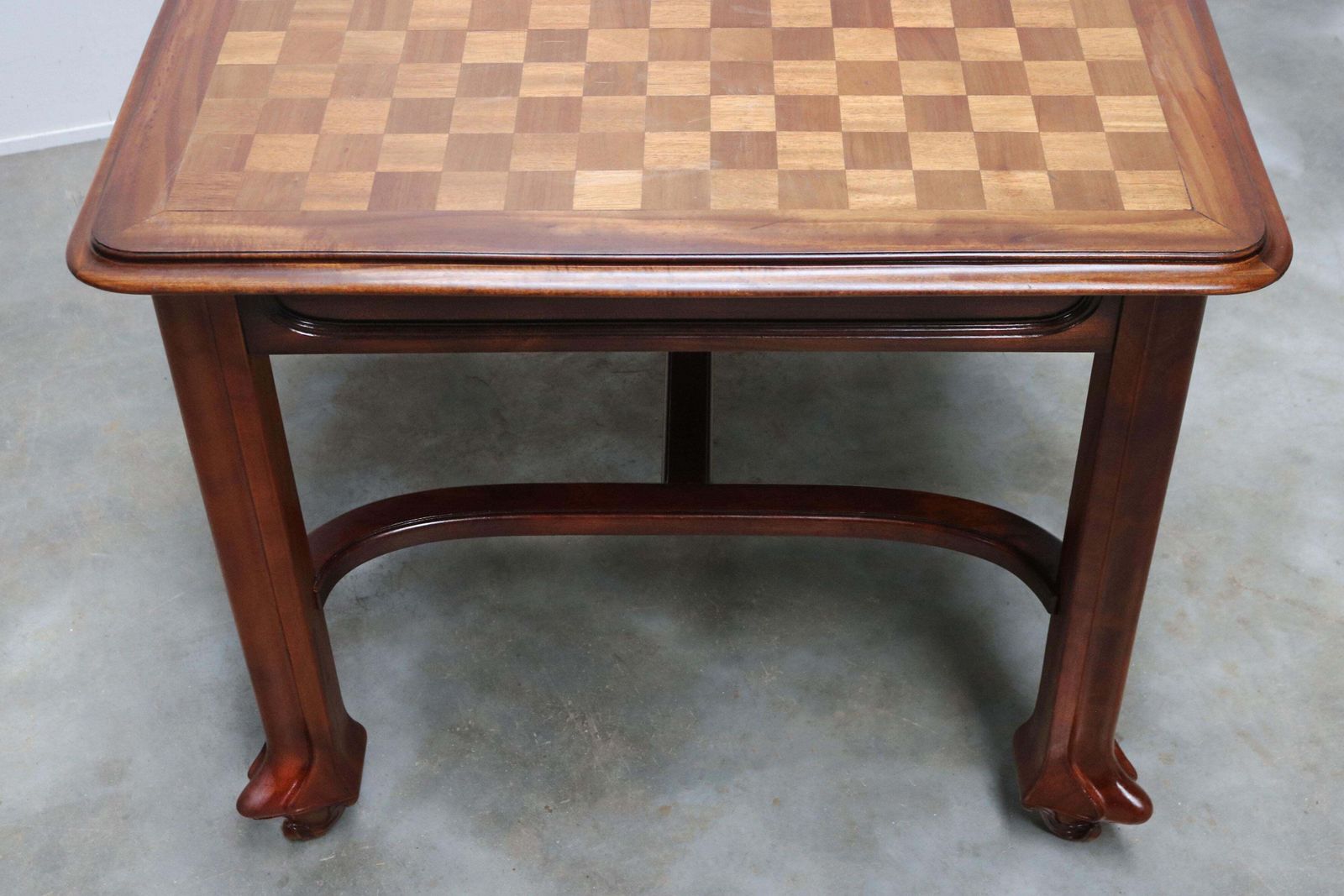 Massief Gesneden Mahonie Art Nouveau Tafel Van Maison Gouffe Met Ingelegde Blad, 1902 photo vintage