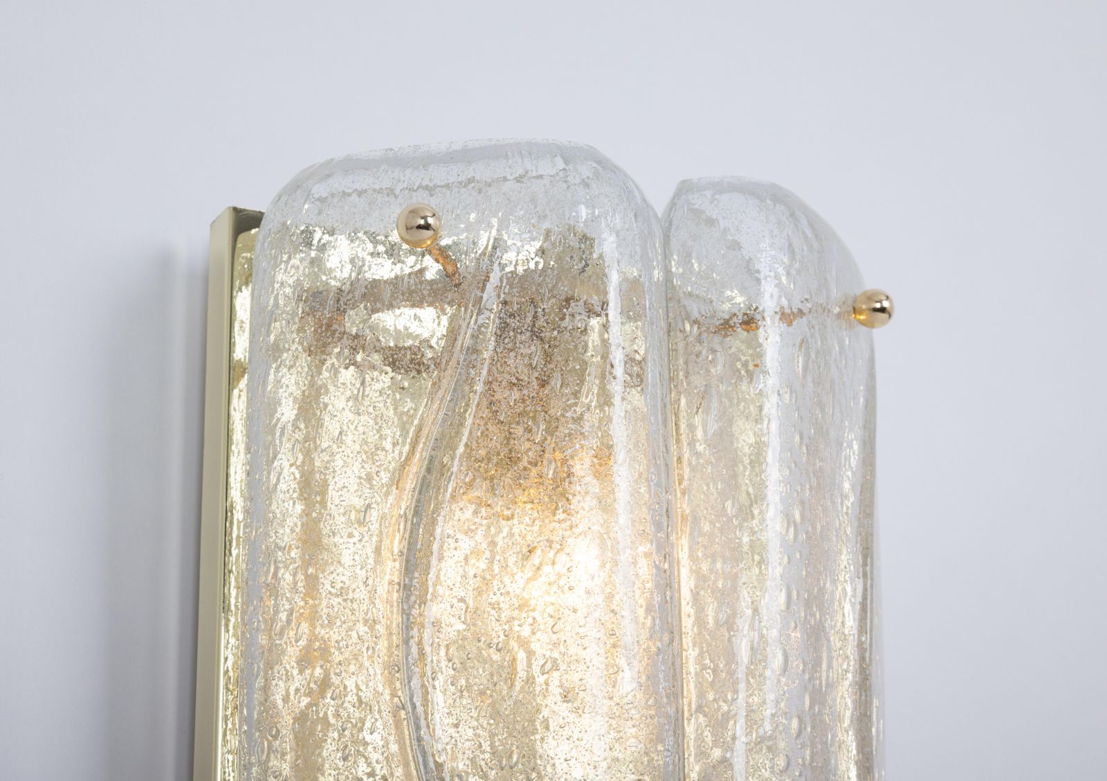 photo for sale 1 van 4 messing wandlampen met Murano-glas van Doria, Duitsland, 1960