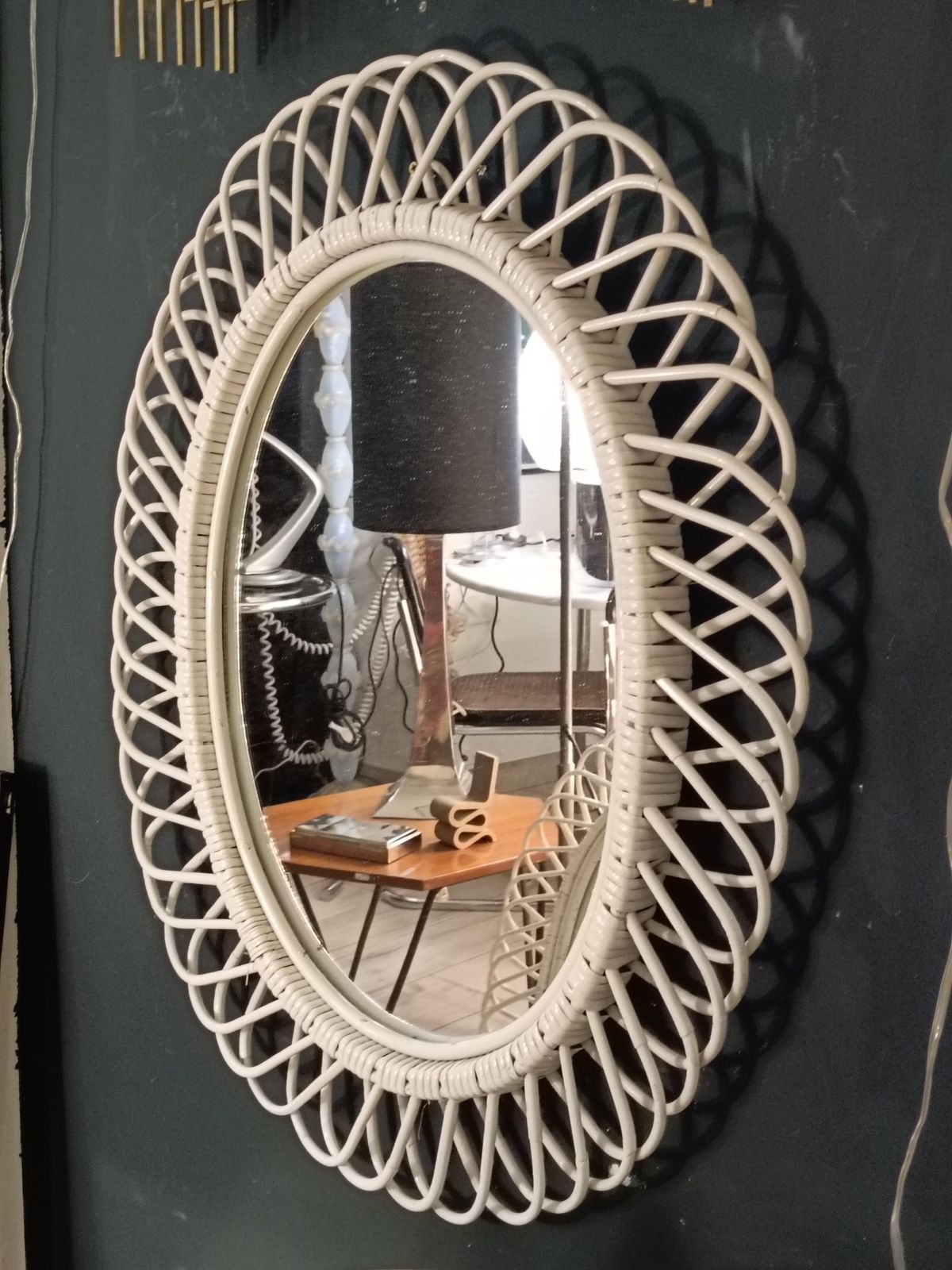 Franco Albini Style Specchio Da Parete Ovale In Rattan Bianco, Italia 60s photo 621.0