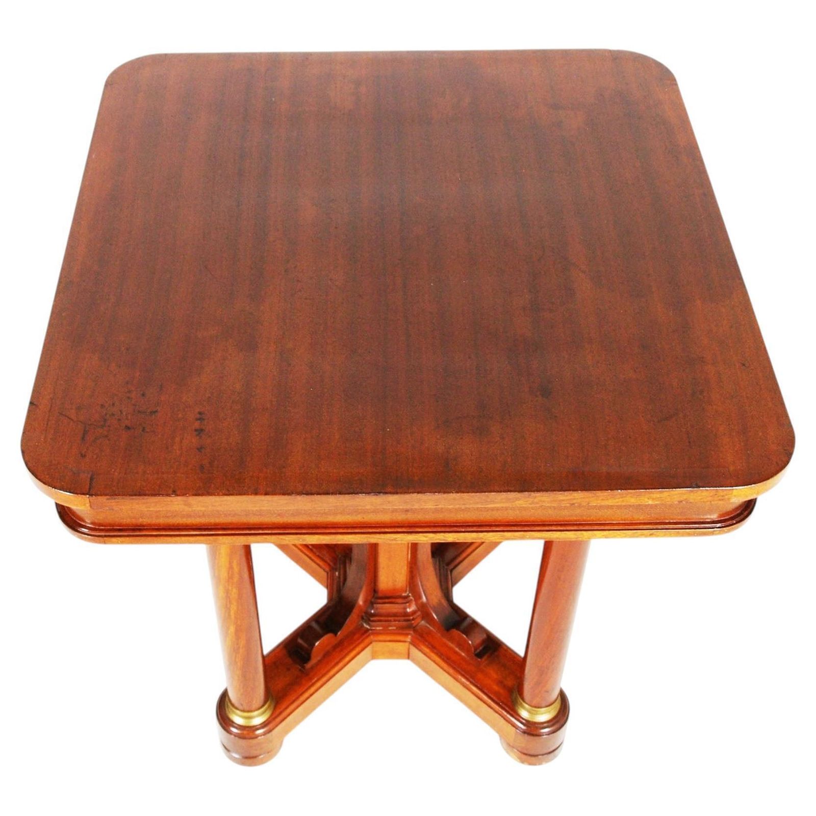 Italiaanse walnoten bijzettafel, 19e eeuw, met kolomsteunpilaren en messing details photo 3022.0